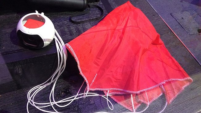 ces-parachute-2015.jpg