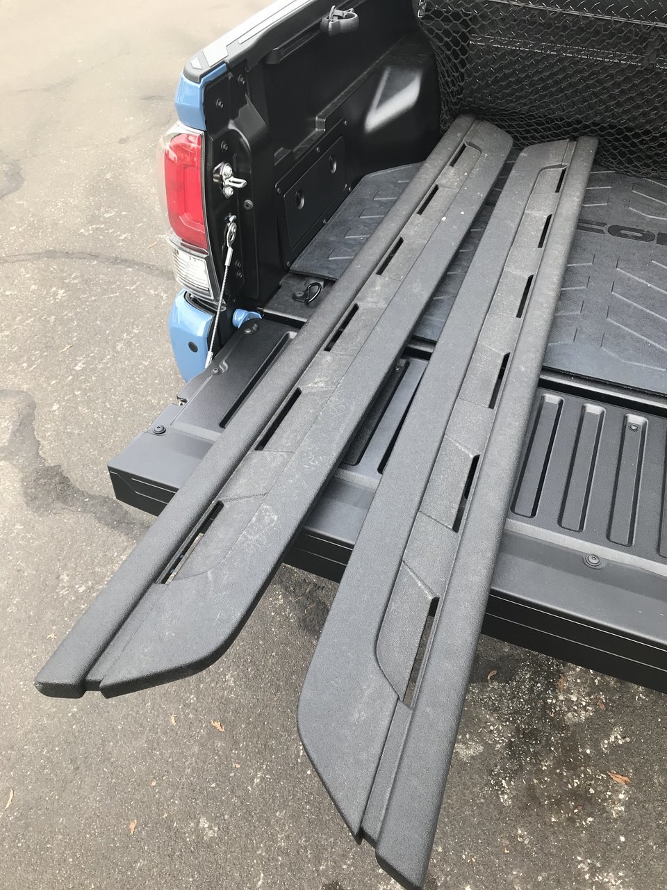 ***SOLD*** OEM Cast Aluminum Running Boards CA Bay Area 450 OBO