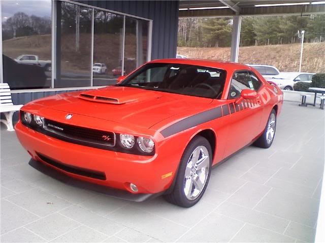 challenger_8fe048611b54d80d794bc955fe35ef7e7ee2004b.jpg