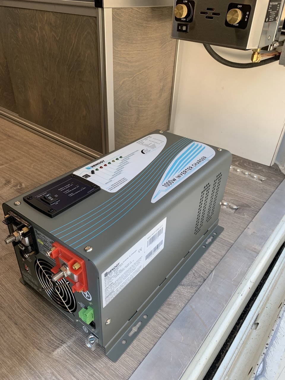 charger_inverter_02.jpg