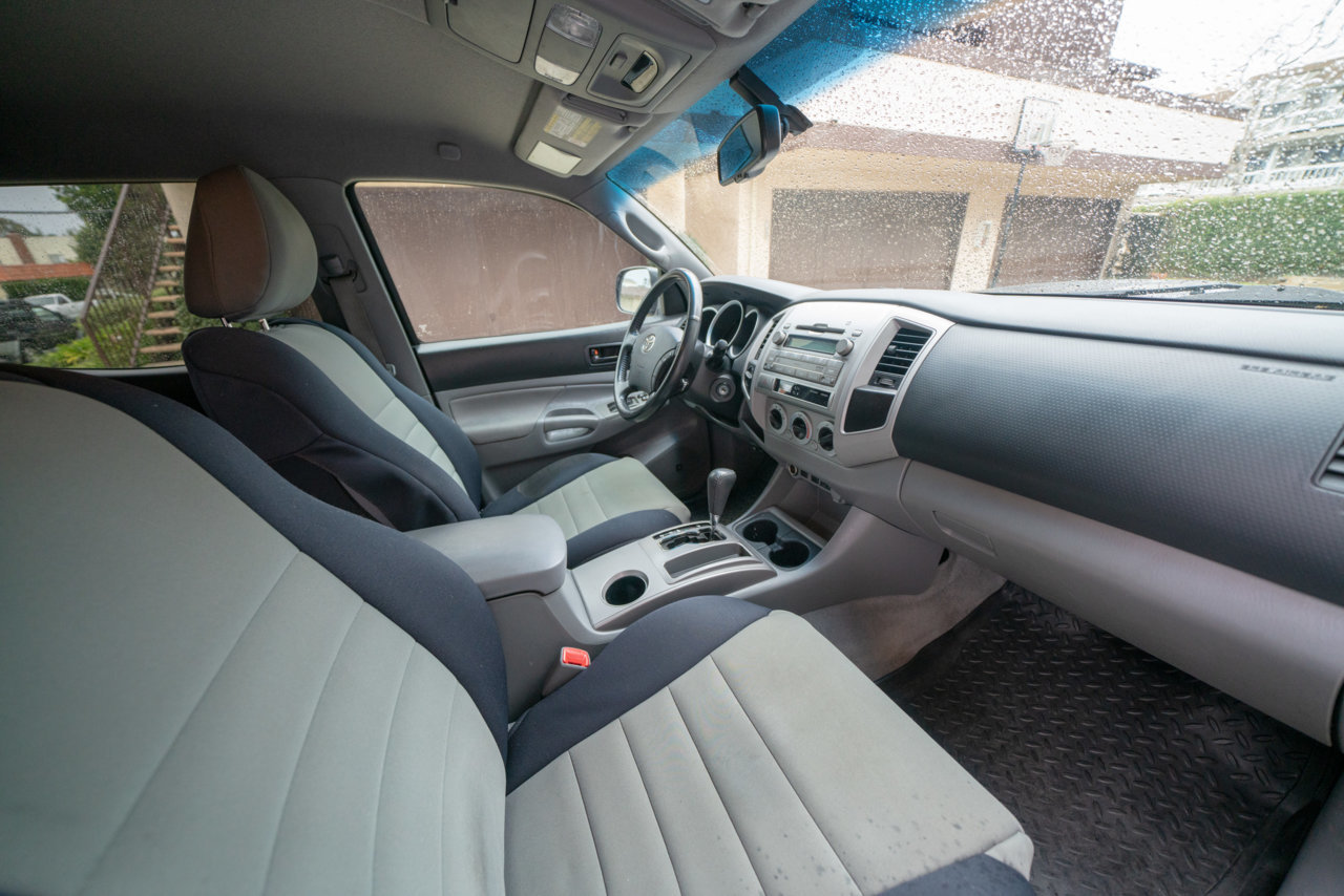 Charlie Interior-01.jpg