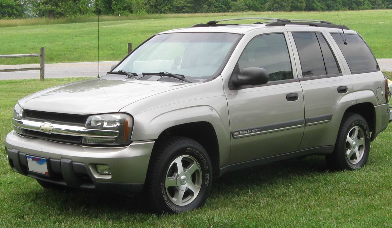 Chevrolet_TrailBlazer_--_06-05-2010.jpg