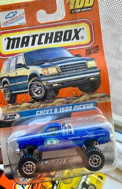CHEVY K1500 PICKUP MATCHBOX.jpg