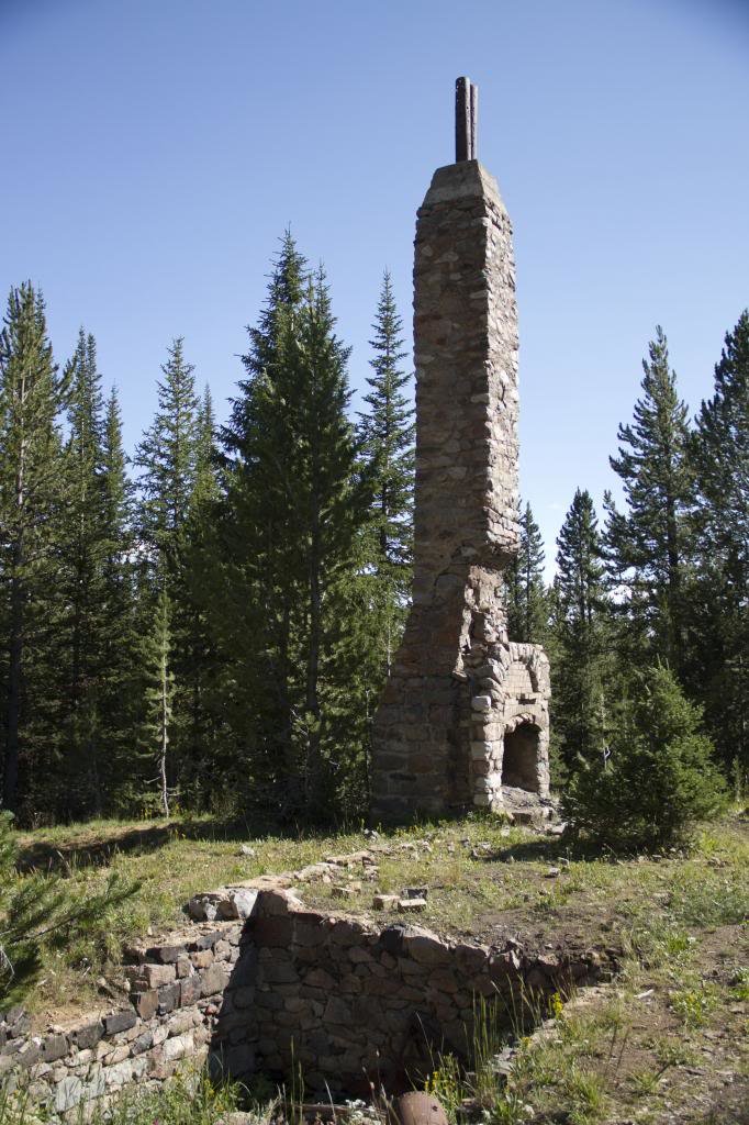 chimney_zps38b1c194_968a0cbfa173260dd38330c1aa1f7fb4d688981f.jpg