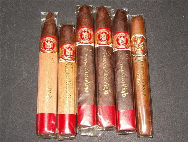 cigars001Small_d27be510764288b114555e23bd37151840850717.jpg