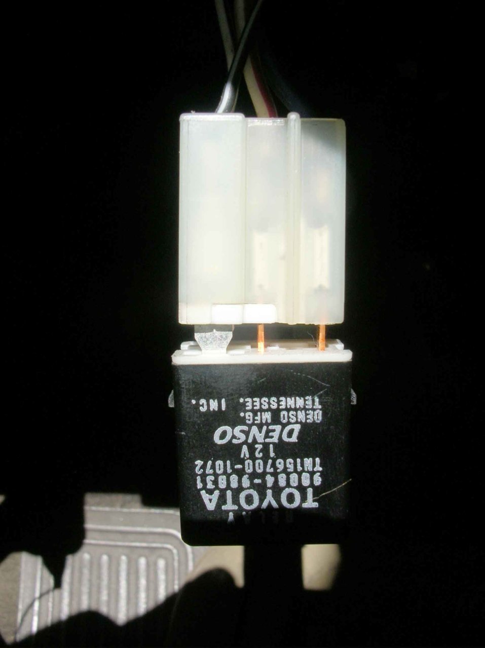 circuit opening relay.jpg
