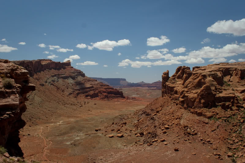 Cliffhanger-115_a7e006126041b41f1b56bb6e2a4a1056e43be0c2.jpg