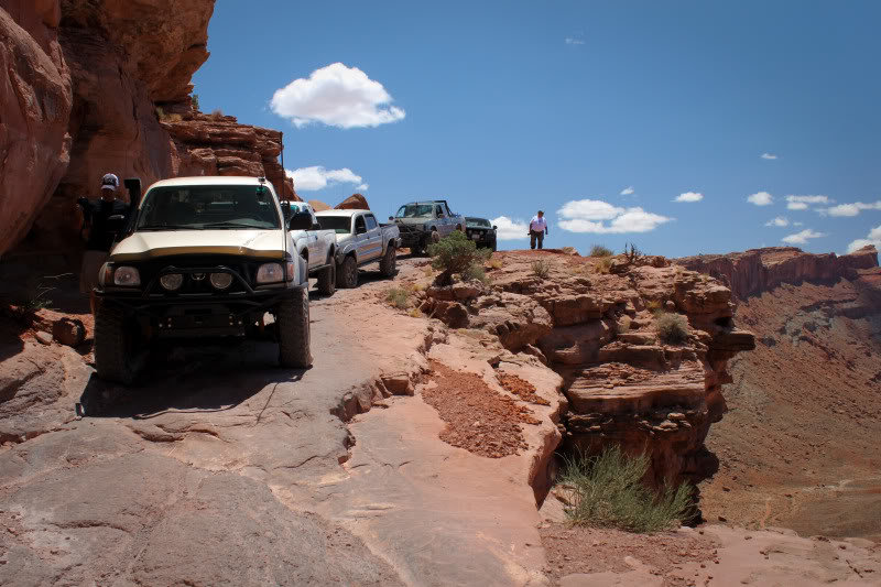 Cliffhanger-116_319746002feffa8f1371f4f3ac99dee3390c9187.jpg