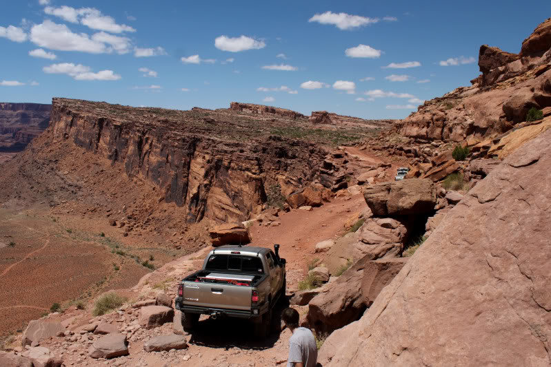 Cliffhanger-128_1d86d9cb3a6ccfe17ca4bf572a2b6e7f0cb37e5b.jpg