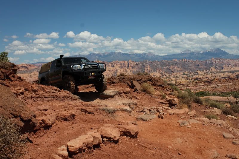 Cliffhanger-151_e5006cefe02dd5107f4979e49355460bd2566d0f.jpg
