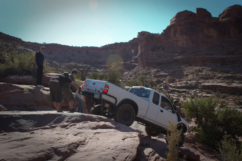 Cliffhanger-160_0fc9ea91a6d44d9b0ec4d8b591211faa42ddd7af.jpg