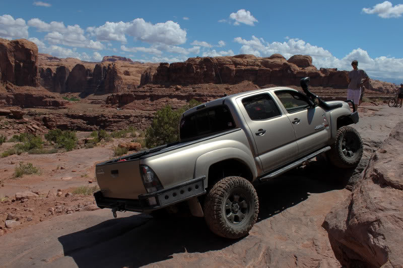 Cliffhanger-76_17da9e04789b94ca15859c7241702dee6f8d0982.jpg