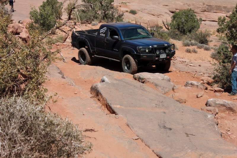 Cliffhanger-84_ca54c8ac5a906ed1606ea62ab708d1592063f579.jpg