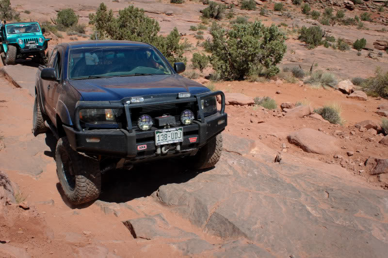 Cliffhanger-85_09e48b285d2bea1e43267ffa18448fd40afa5d45.jpg