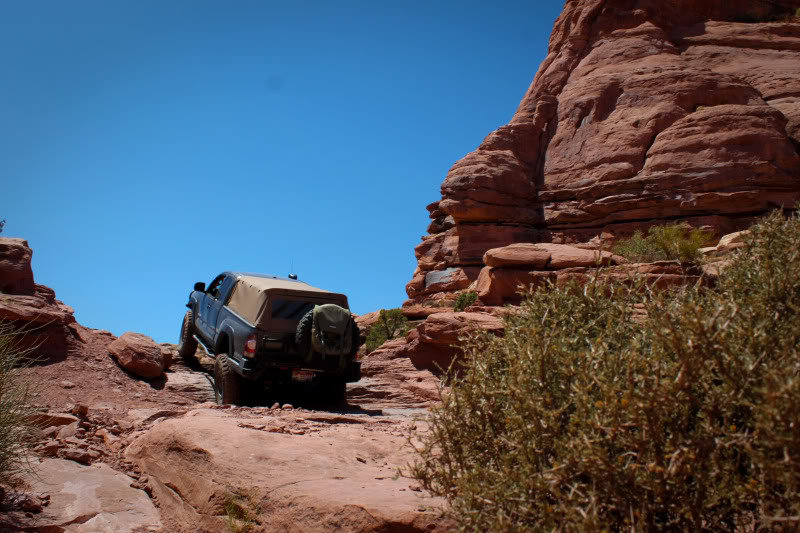 Cliffhanger-98_d494043a0a7dc297c6d8ff5884e39d56e7578bf3.jpg