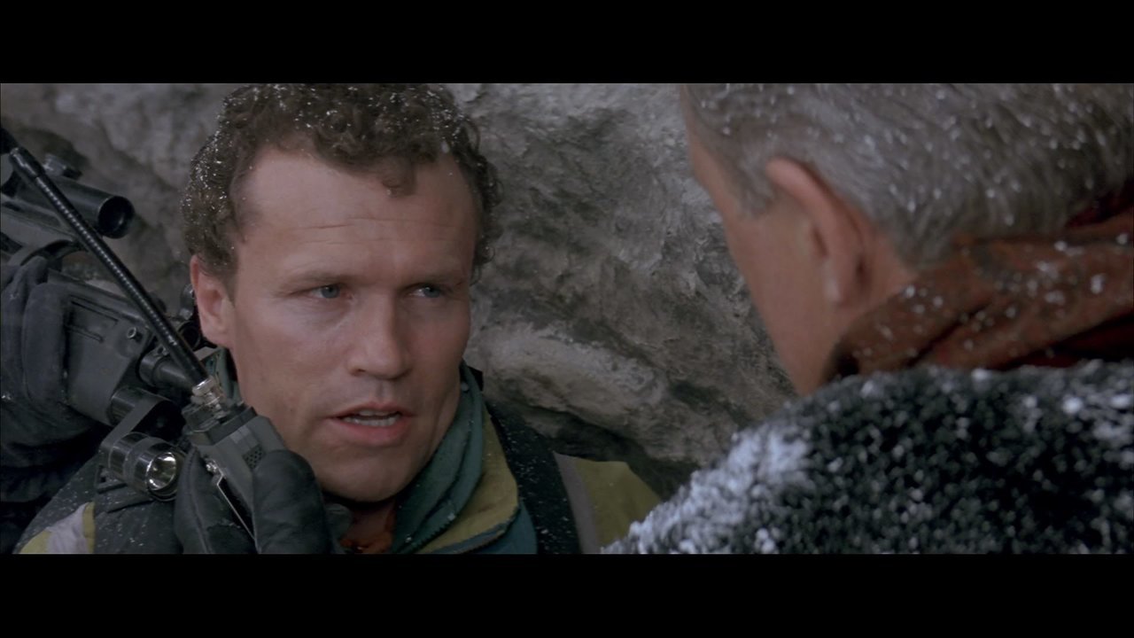 Cliffhanger06_9904b3a5449a710b8b81192030947601bdc9f0b4.jpg