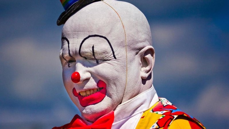 clowns-have-officially-drawn-first-blood-in-the-clown-war-vgtrn-1476456687.jpg