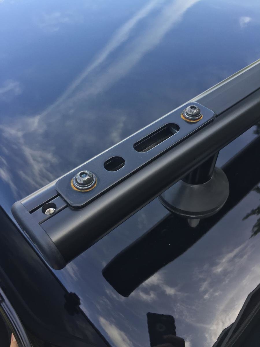 colorado are cx hd hd roofrack detail 1.jpg