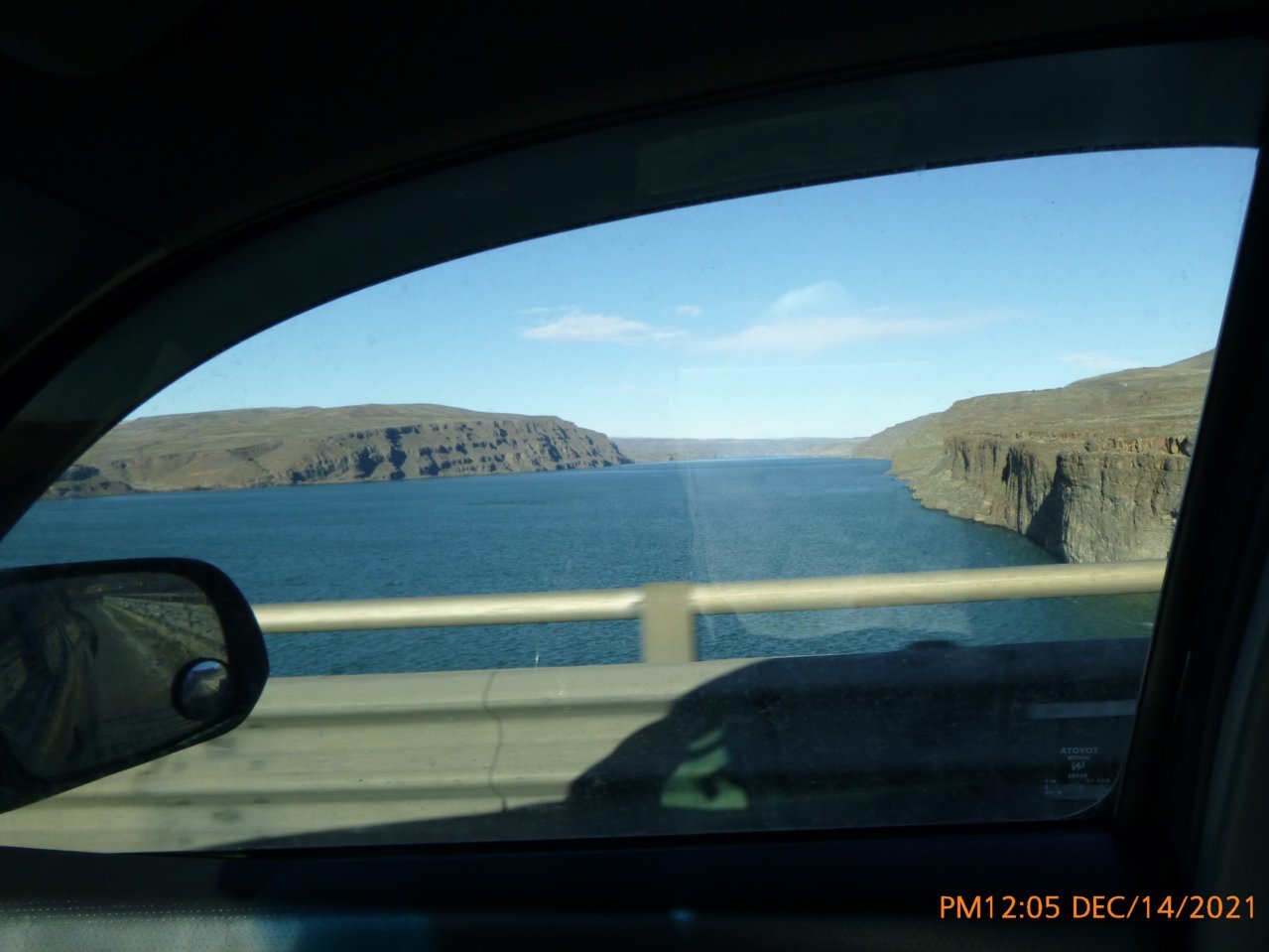 ColumbiaRiverc (2).jpg