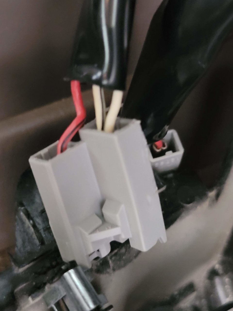 Connector-2.jpg