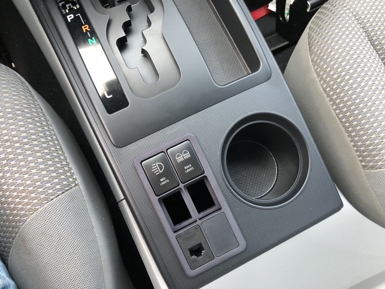 console switch.jpg