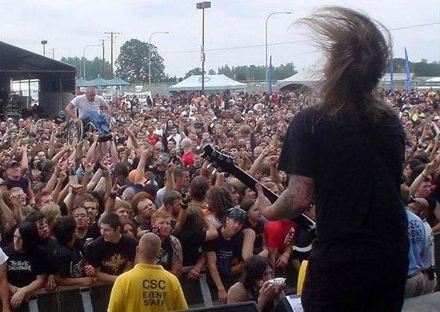 COOL CROWD SURF.jpg
