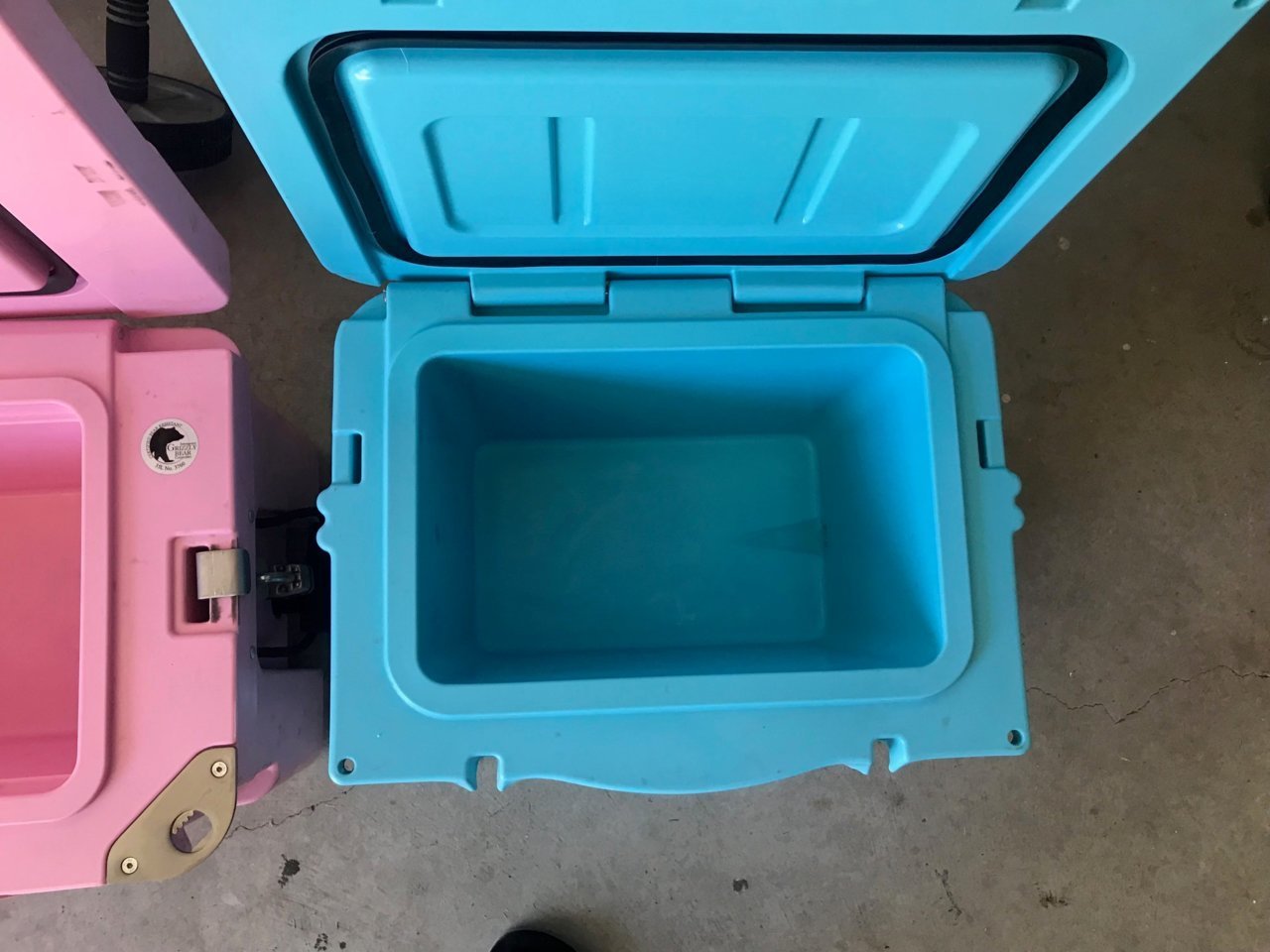 Cooler 3.jpg