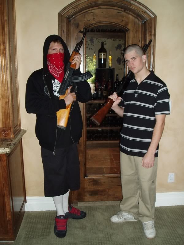 CopyofMatt-Ak47_91a61e2232ff8839075d6f7984b29af0b0ea6f60.jpg