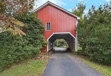corncrib.jpg