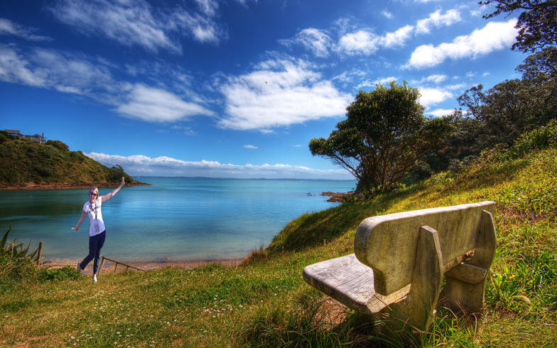 Cove-In-The-Sea-Beautiful-View-Wallpaper-Widescreen-1280x800.jpg