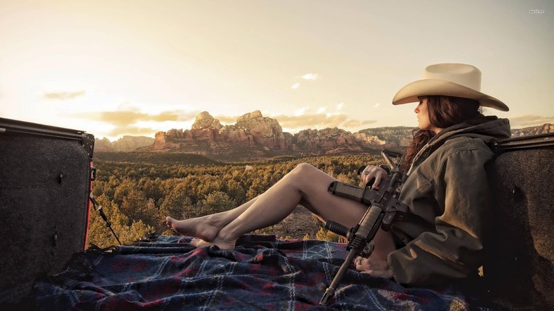 cowgirl-woman-rifle-gun-weapon.jpg