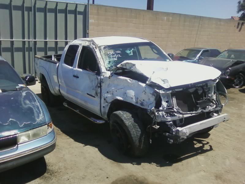 CRASH18_59d0a2e00b8230941ebc90f9f0a12fa0f2136a0e.jpg