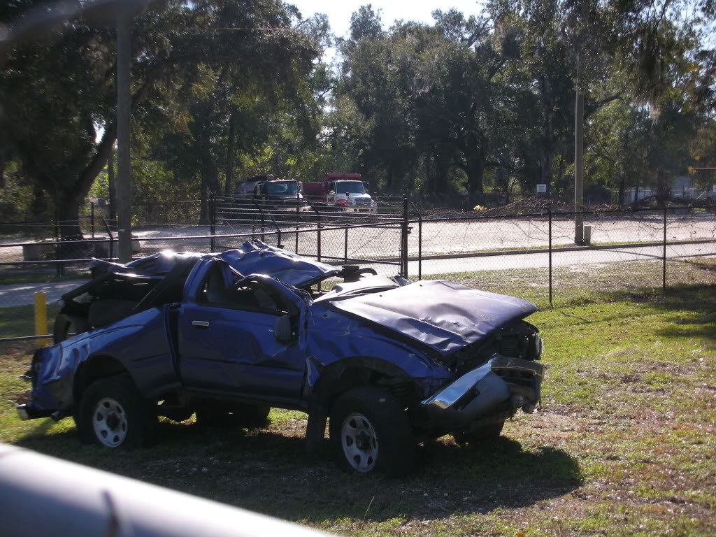 crash3_2bb950f2632ecddb32a10f583b91d60678037516.jpg