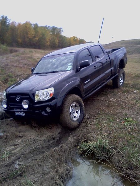 creek stuck1.jpg