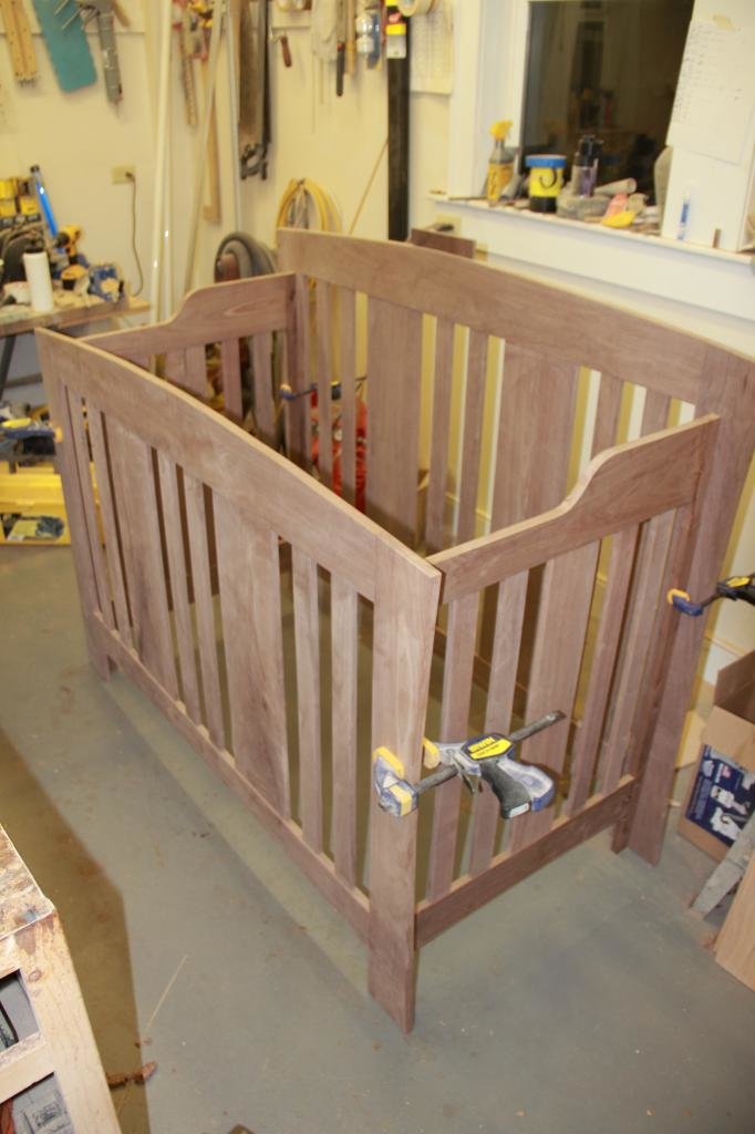crib1_6455b5ccb95dee8cea1227ef4123590e02a0bbb1.jpg