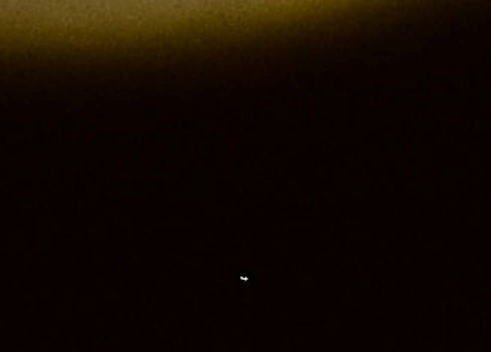 Crop 4 Zoom.jpg