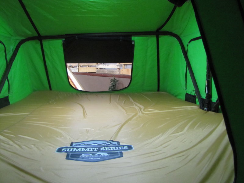 CVT_CASCADIA_VEHICLE_ROOF_TOP_TENTS_SUMMIT_SERIES_TRUCKS_CARS,1.jpg