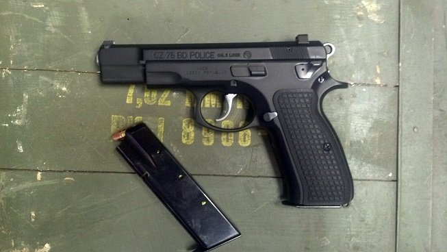 cz75bd_zps617e6a2b_e66684a735e82ef7f150c0fbc7059934dd65aa6c.jpg