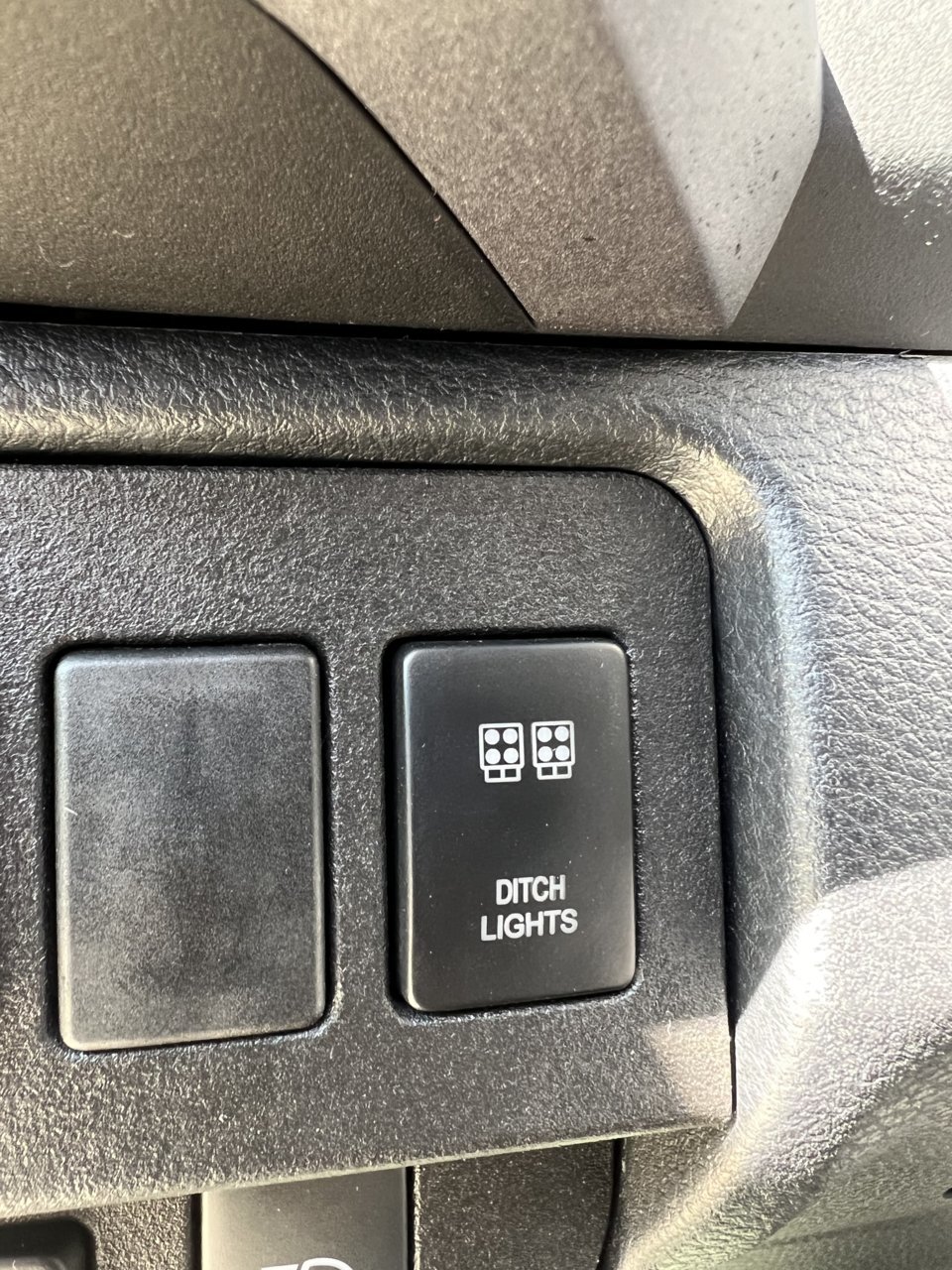 D2DE248C-E6E8-41D9-AA00-A0B9C6B80006.jpg