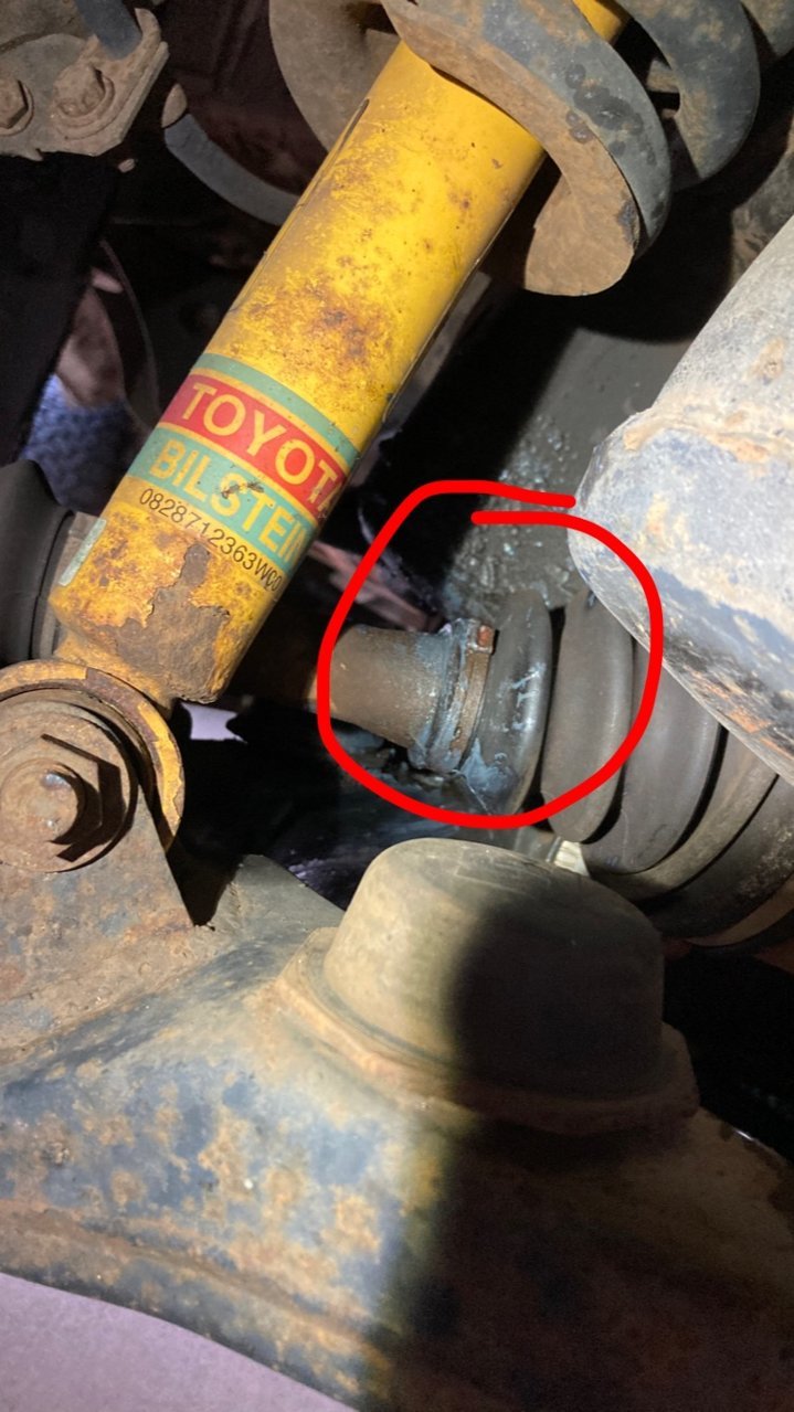 can-you-4wd-with-a-leaking-cv-boot-tacoma-world