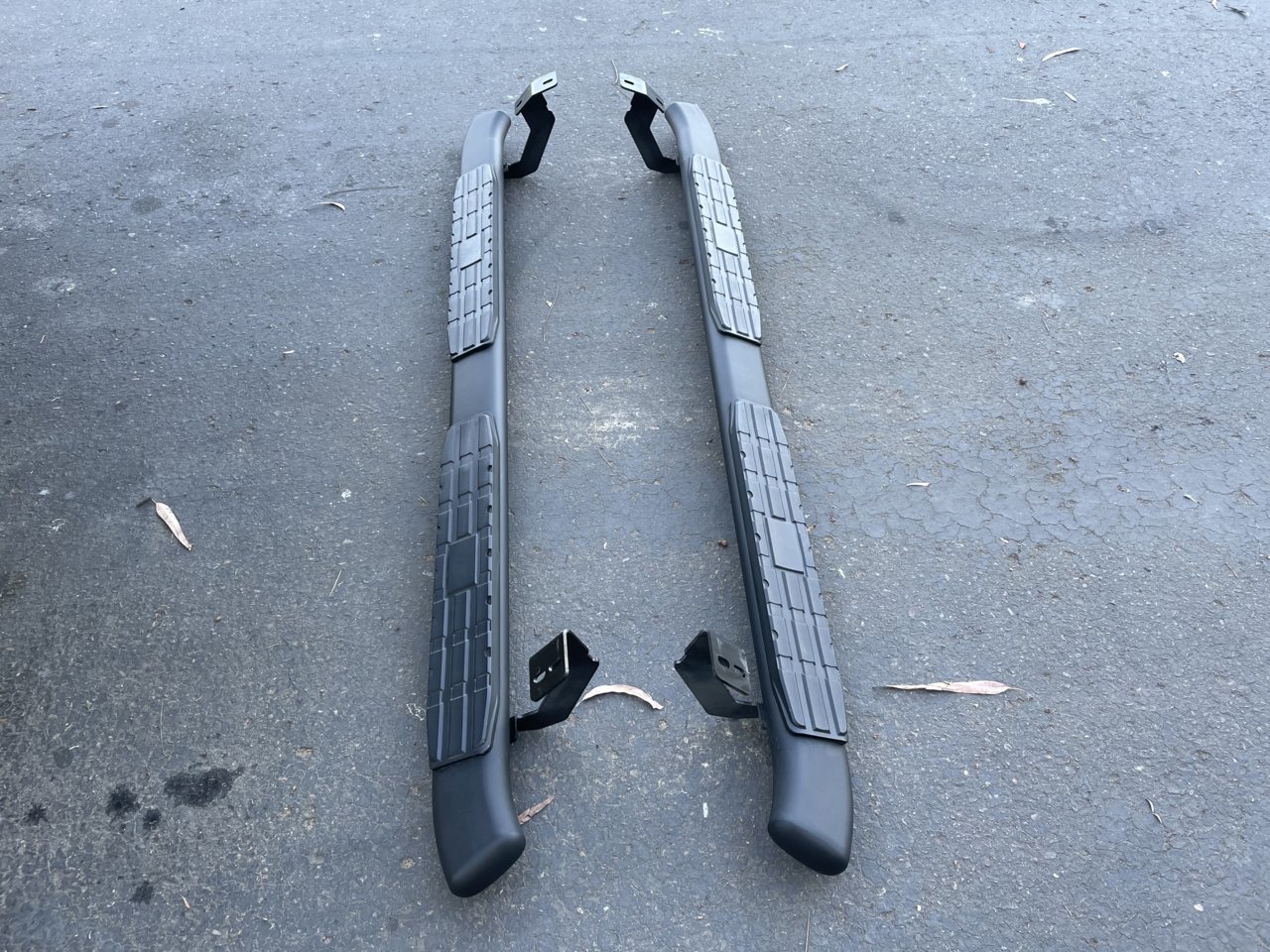 SOLD: 05-21 Tacoma Access Cab - *USED* Step Bars | Tacoma World