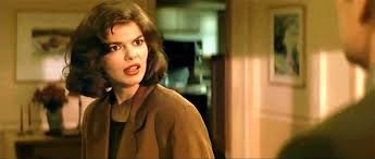 Второй план героиня. Джинн Трипплхорн в молодости. Jeanne Tripplehorn в молодости. Tripplehorn Jeanne Basic Instinct 1992. Джинн Трипплхорн в молодости основной инстинкт.