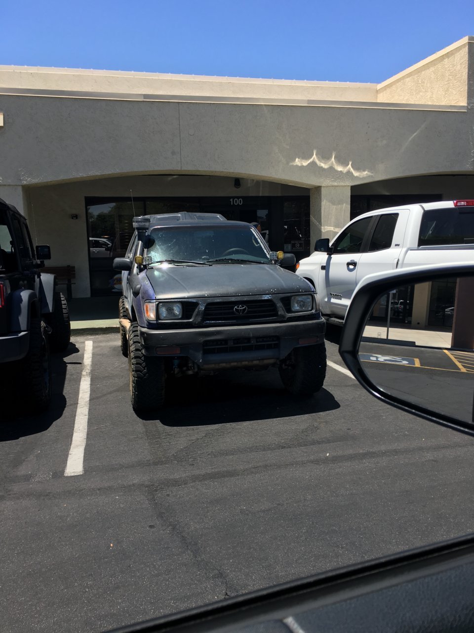 D69C081F-234E-460D-8EF9-BEC123F5C8F9.jpg