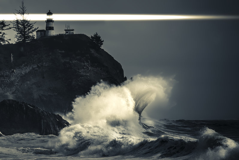 D810 Night Wave 7436 copy.jpg