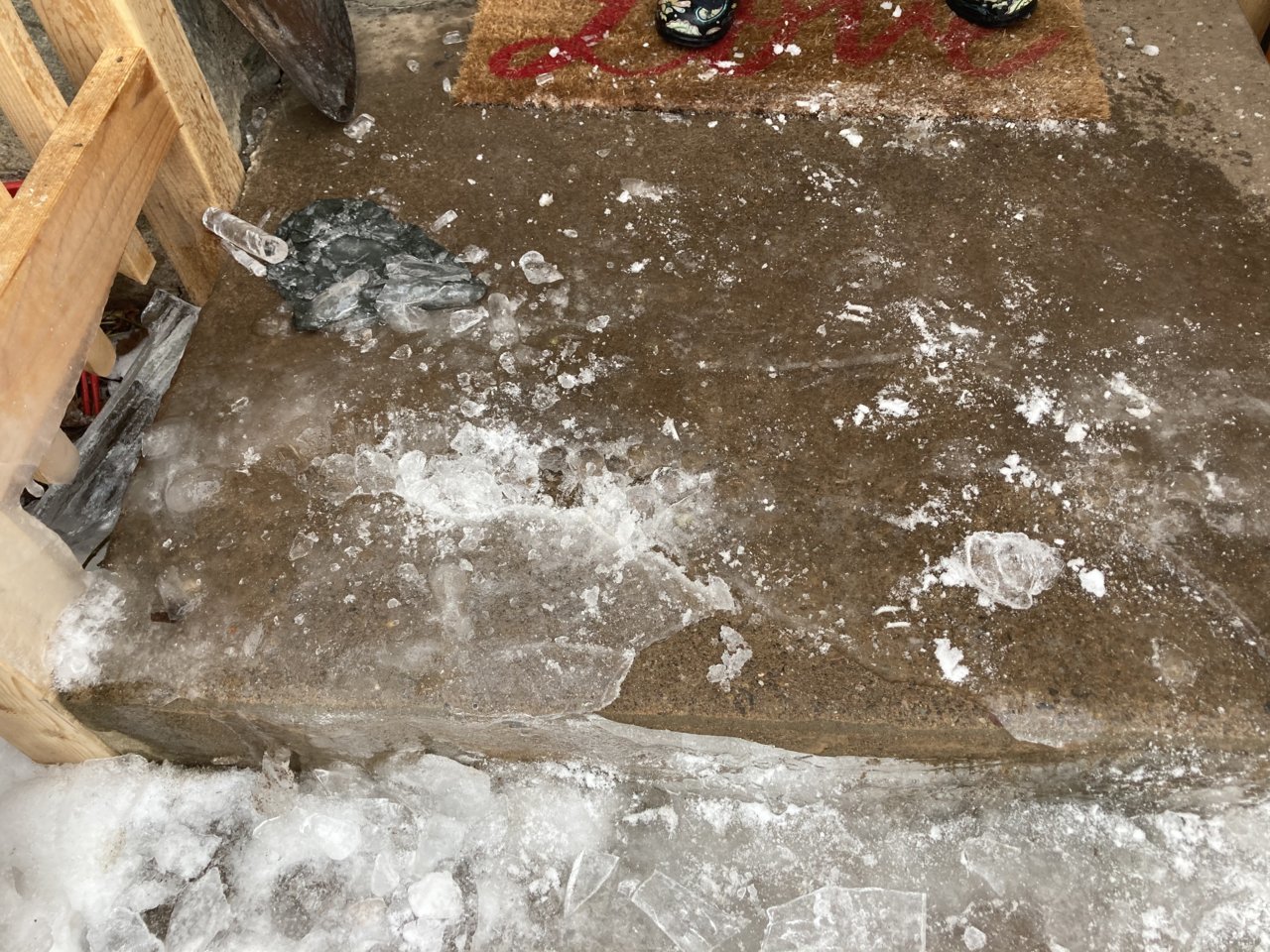 D8E06807-9000-4F87-918D-829E58138C85.jpg