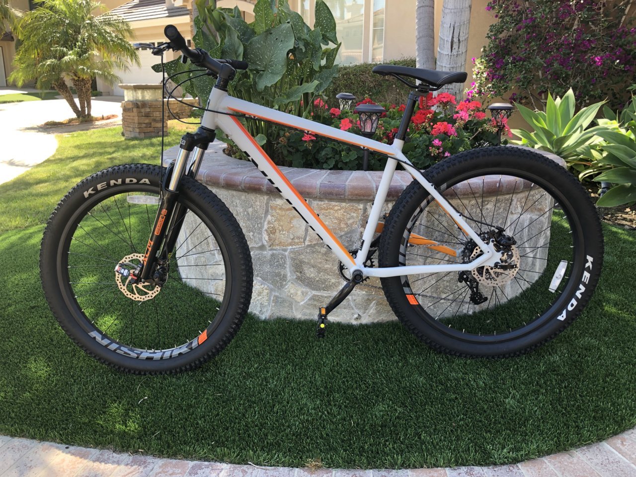 Nishiki colorado best sale comp 1x