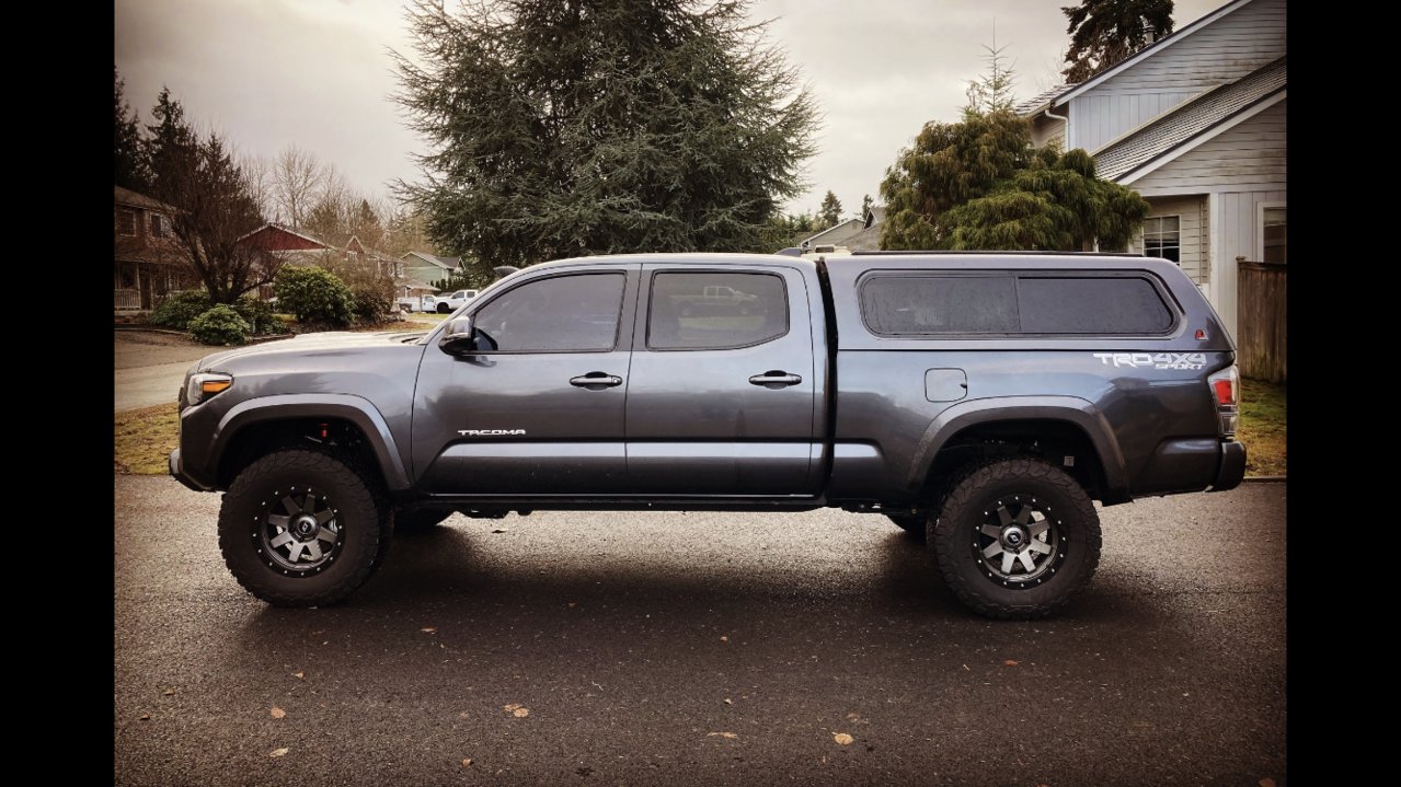 2023 tacoma trd sport 4x4 review