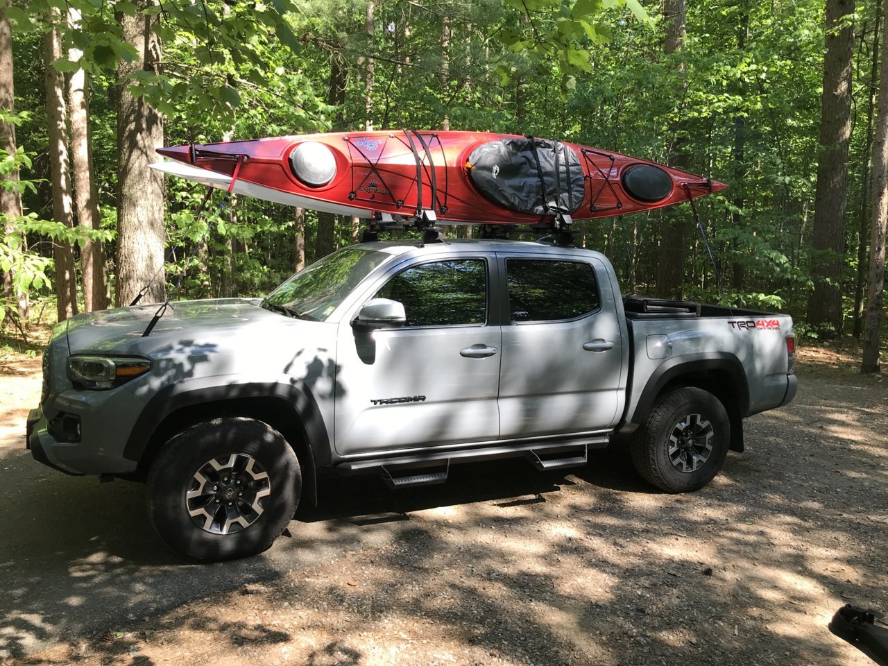 Pickup truck kayak discount rack with tonneau cover