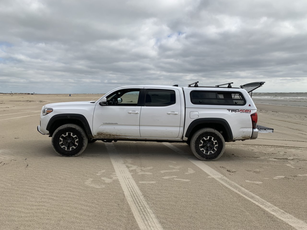 LEER 100R Camper Shell for 3rd Gen Tacoma - Full Review