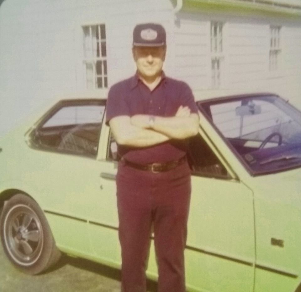 Dad_Corolla.jpg